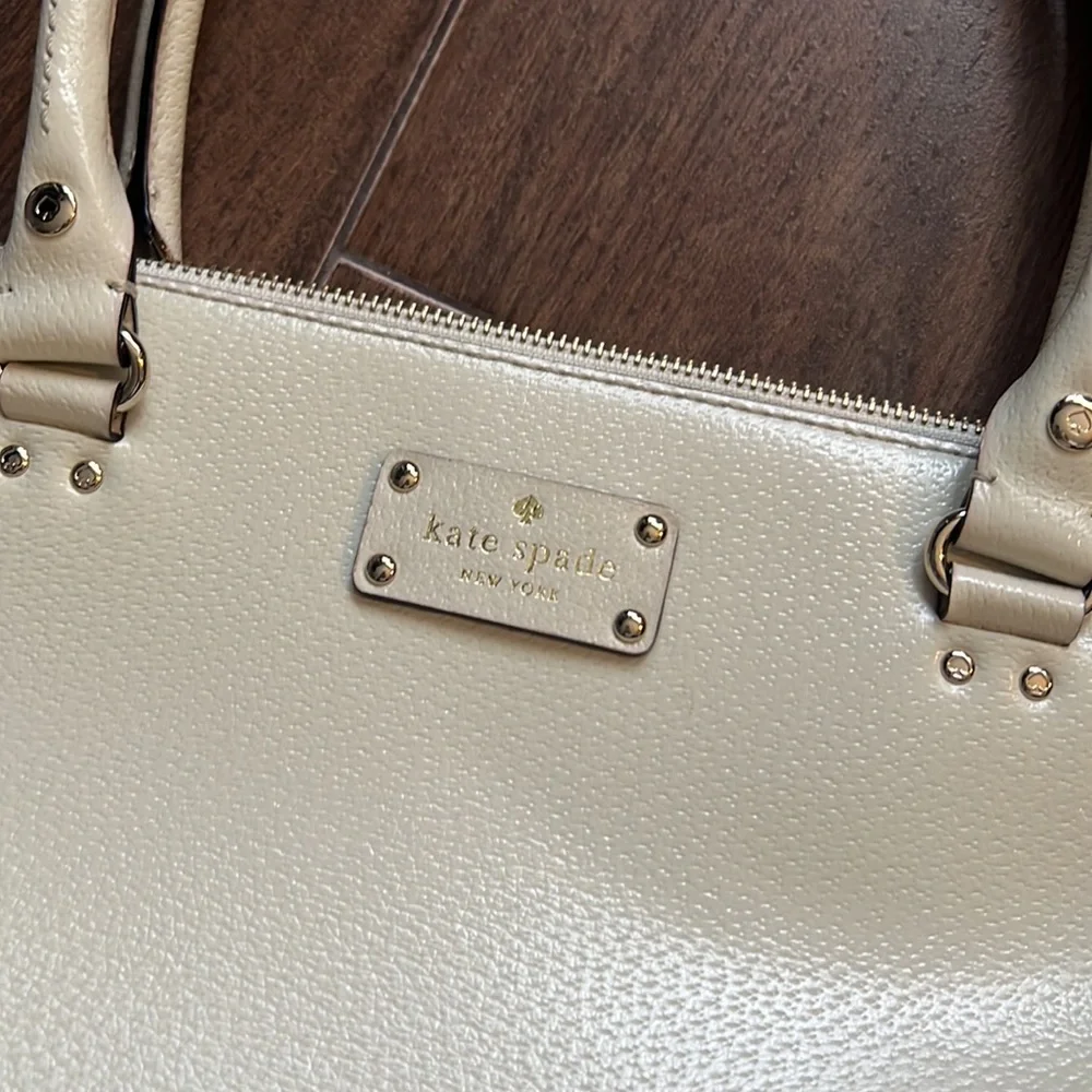 Kate Spade Purse - Picture 2 of 4